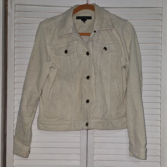 Lauren Jeans Co Ralph Lauren Short Cream Colored Corduroy Women's Size Medium - Picture 7 of 7